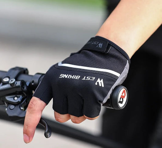 Multi-functional riding gloves
